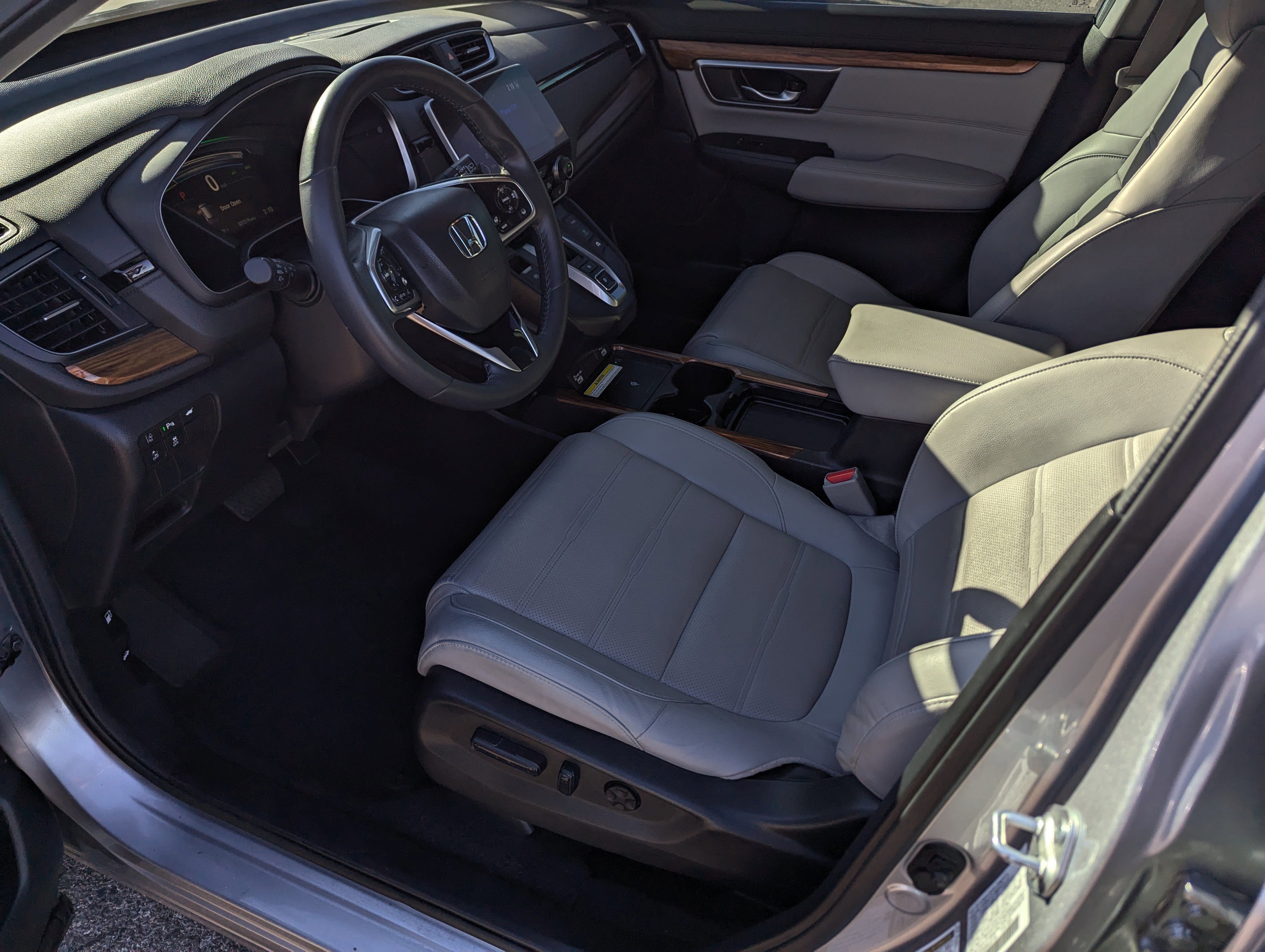 Used 2022 Honda CR-V Touring image 9