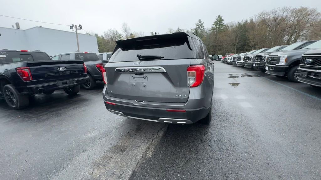 Certified 2023 Ford Explorer XLT w/ Equipment Group 202A AWD/4WD image 18