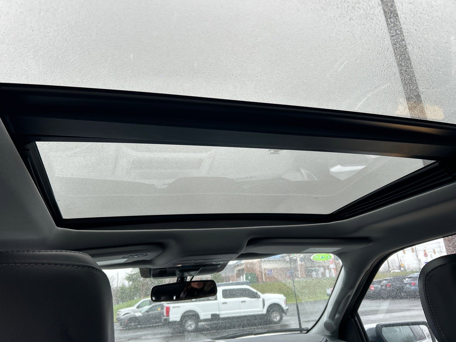 Certified 2023 Ford F150 Lariat w/ Equipment Group 502A High image 4