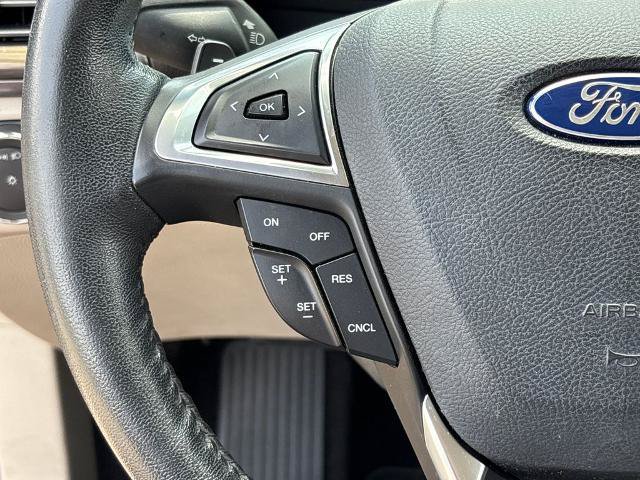 Certified 2017 Ford Fusion SE w/ Fusion SE Technology Package FWD image 18