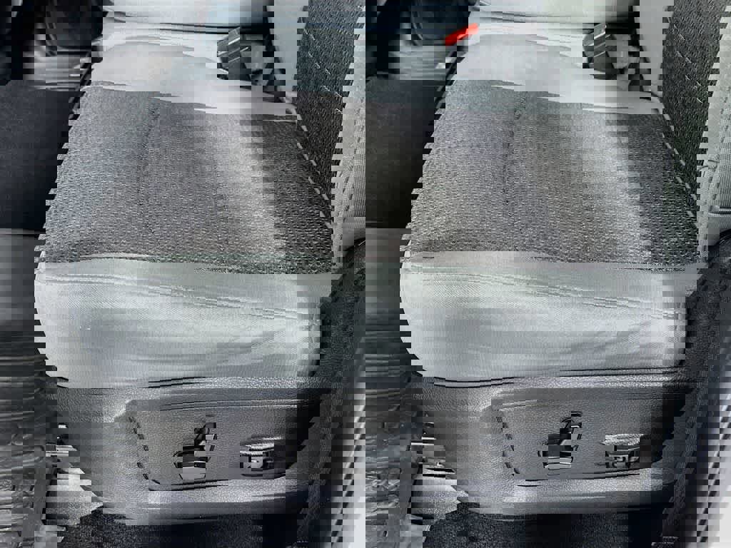 Used 2020 RAM 1500 Express w/ Wheel & Sound Group AWD/4WD image 29