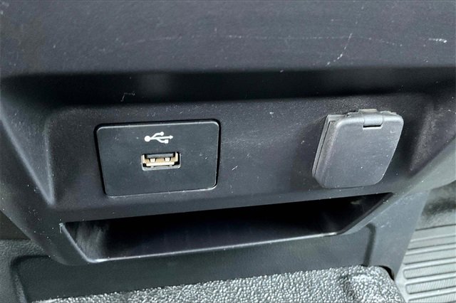 Certified 2019 Ford F350 XL w/ Power Equipment Group image 30