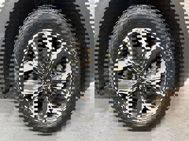 Used 2020 Kia Sportage EX w/ EX Technology Package image 2