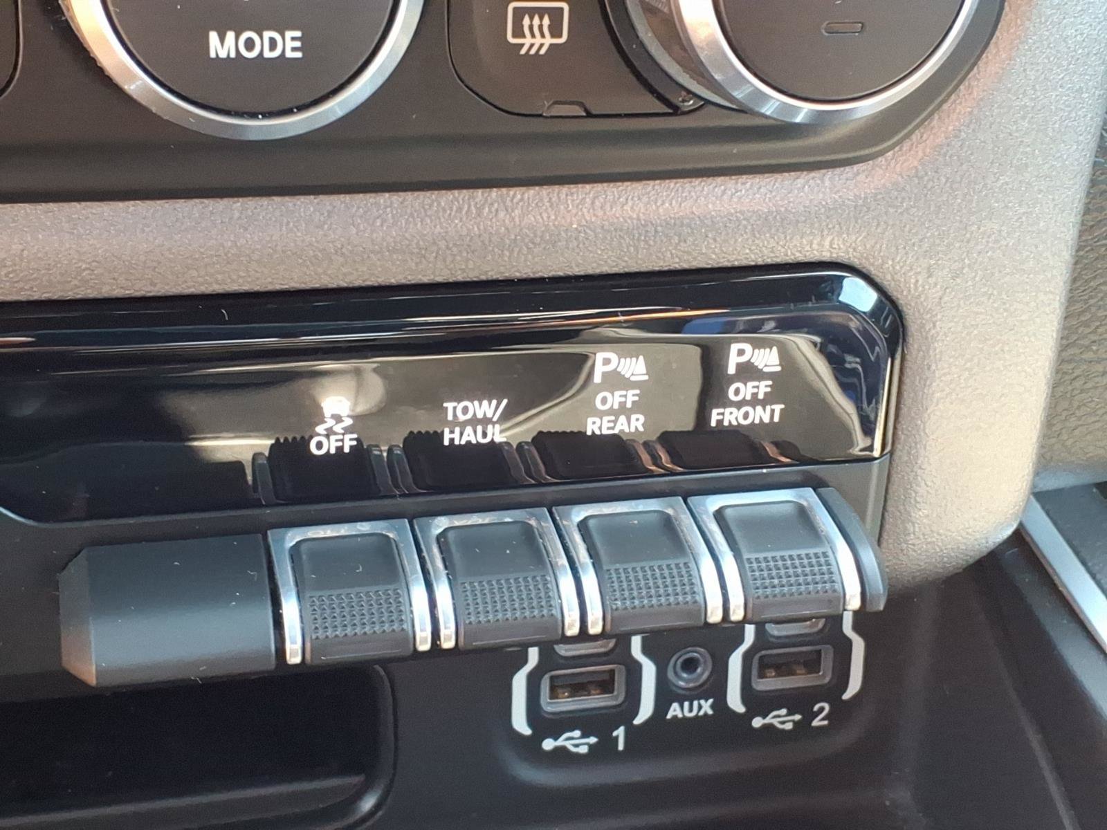 Used 2021 RAM 1500 Big Horn AWD/4WD image 18
