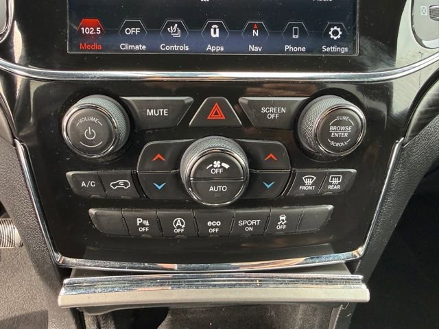 Used 2021 Jeep Grand Cherokee Laredo X image 28