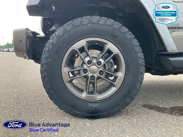 Used 2017 Jeep Wrangler Unlimited Sahara AWD/4WD image 27