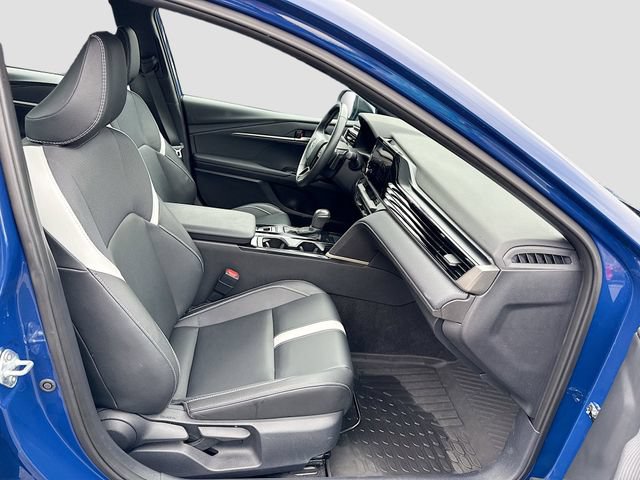 Used 2025 Toyota Camry SE w/ Convenience Package AWD/4WD image 28