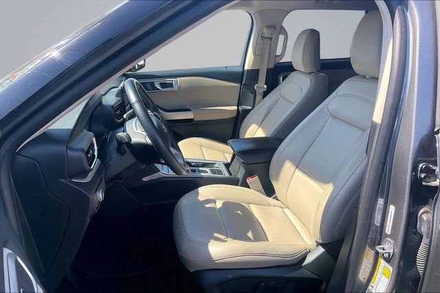 Certified 2023 Ford Explorer XLT w/ Equipment Group 202A RWD image 24