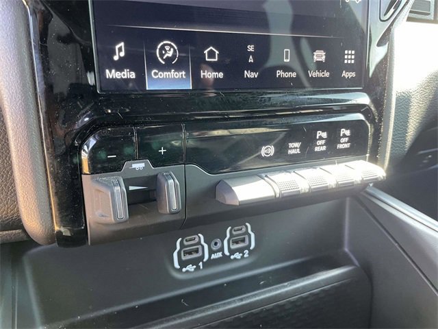 Used 2024 RAM 2500 Laramie w/ Sport Appearance Package image 26