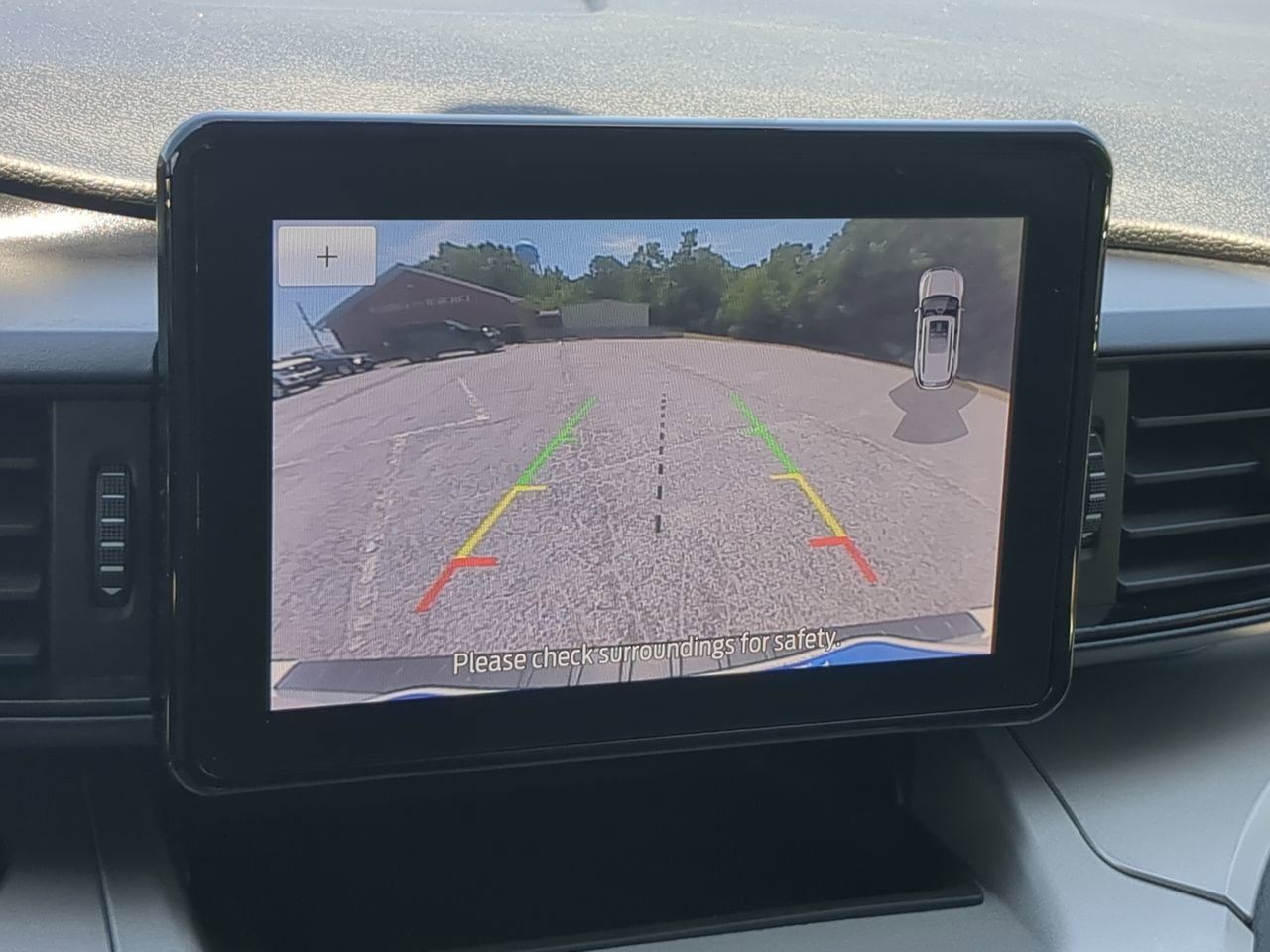 Certified 2021 Ford Explorer XLT RWD image 18