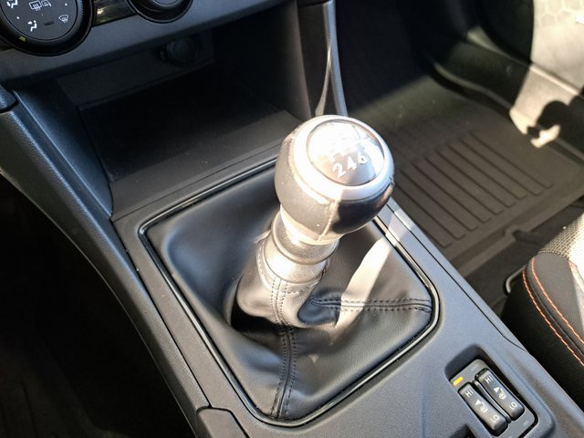 Used 2018 Subaru Crosstrek 2.0i Premium image 15