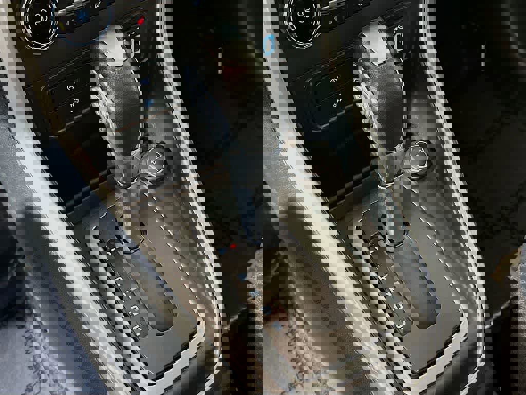 Certified 2021 Ford EcoSport Titanium image 18