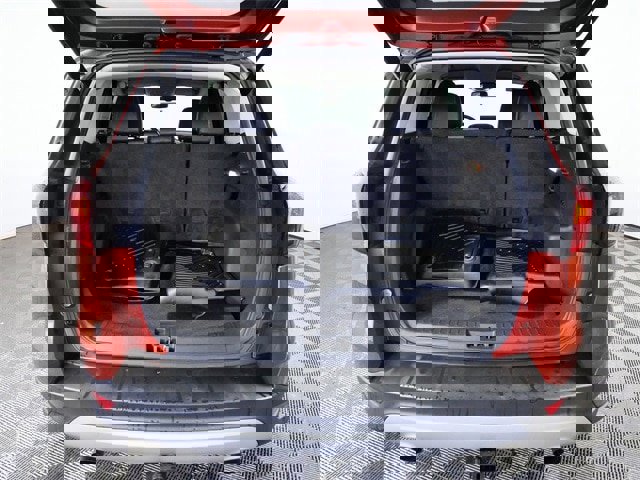 Certified 2019 Ford Escape Titanium image 10