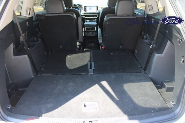 Used 2024 Volkswagen Atlas SE AWD/4WD image 10