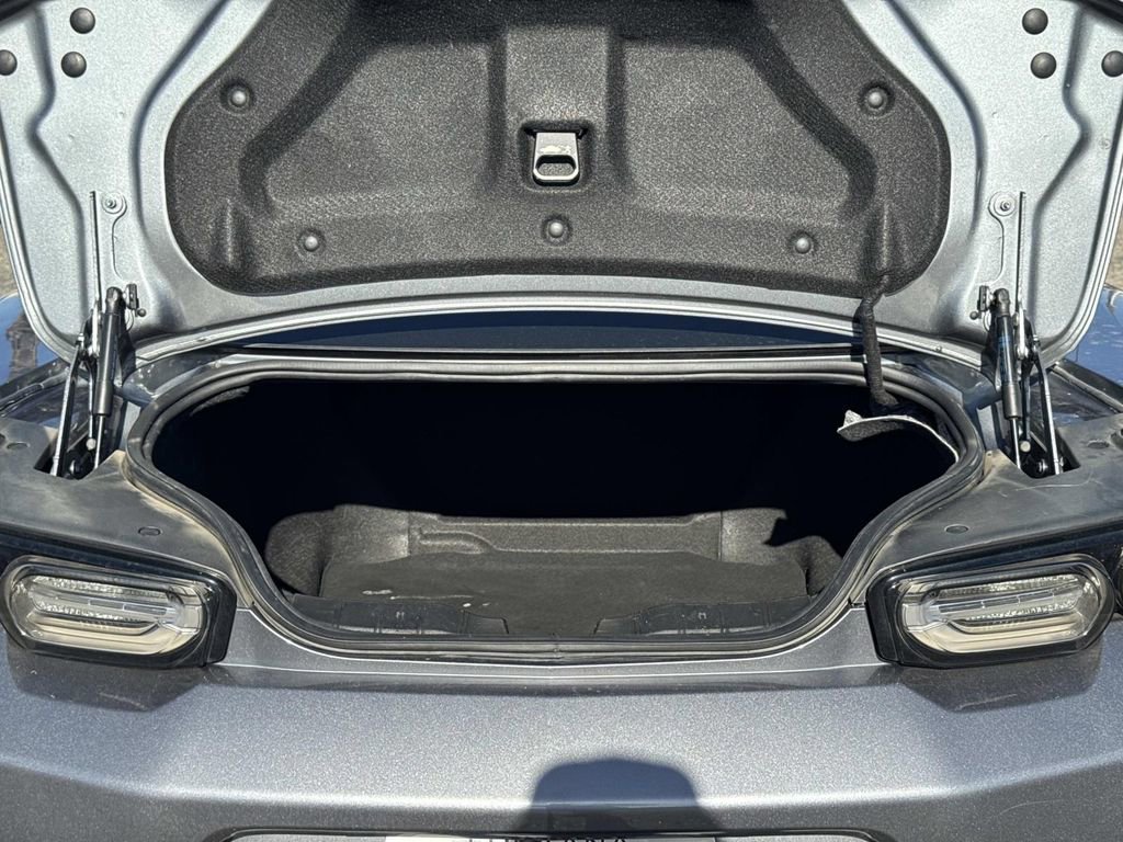 Used 2021 Chevrolet Camaro LT w/ RS Package image 27