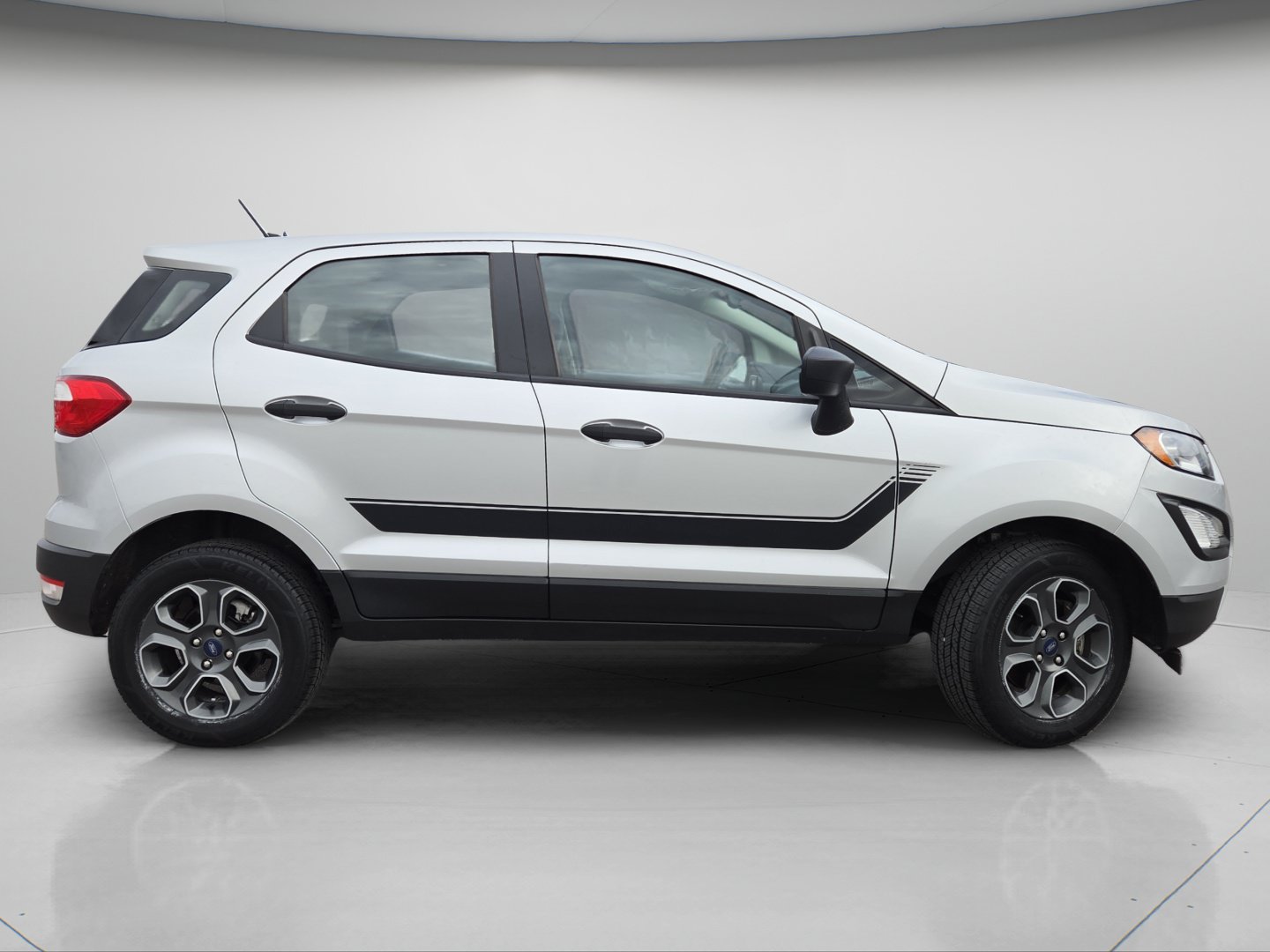 Certified 2022 Ford EcoSport S AWD/4WD image 19