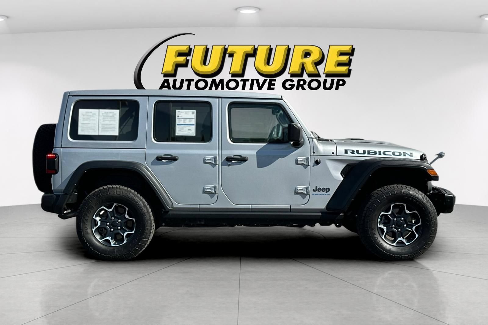 Used 2023 Jeep Wrangler Unlimited Rubicon 4xe w/ Steel Bumper Group AWD/4WD image 2