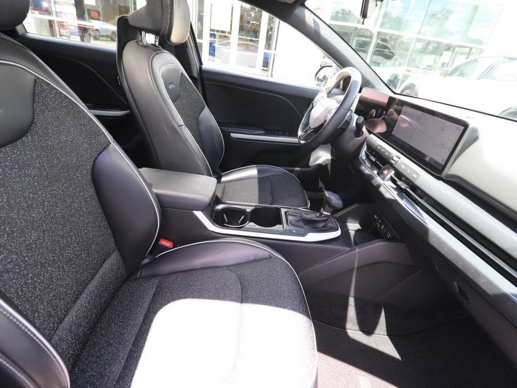 Used 2025 Kia K4 GT-Line w/ GT-Line Sunroof Package FWD image 14