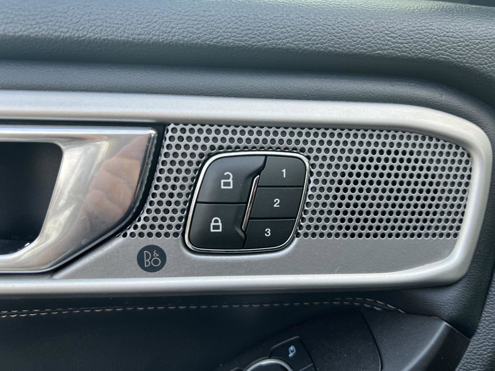 Certified 2020 Ford Explorer Limited image 14