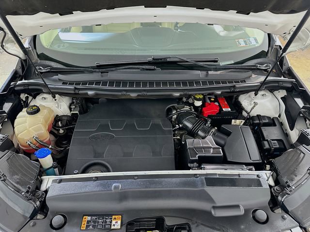 Certified 2017 Ford Edge SEL w/ Equipment Group 201A image 27
