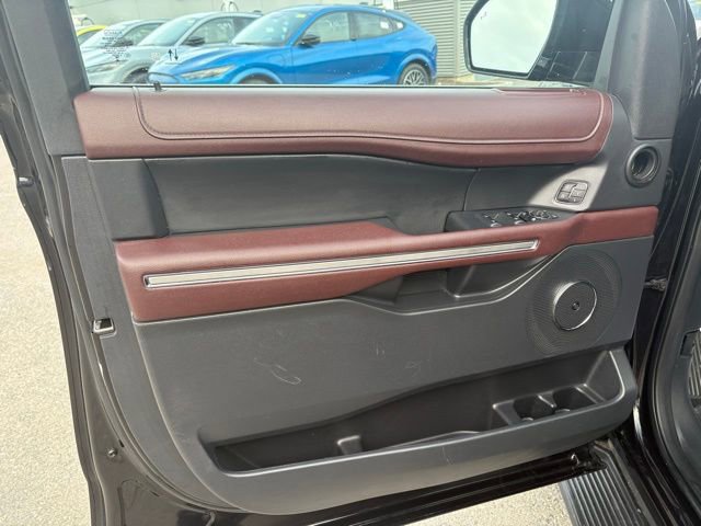 Certified 2024 Ford Expedition Limited image 13