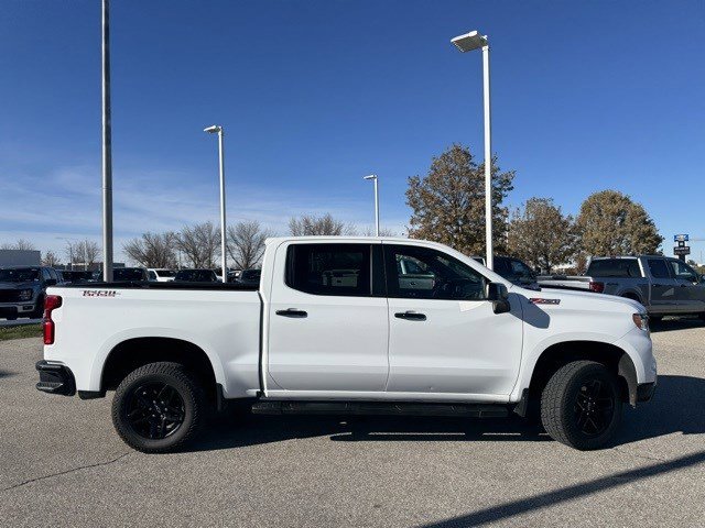 Used 2024 Chevrolet Silverado 1500 LT Trail Boss w/ Protection Package image 9