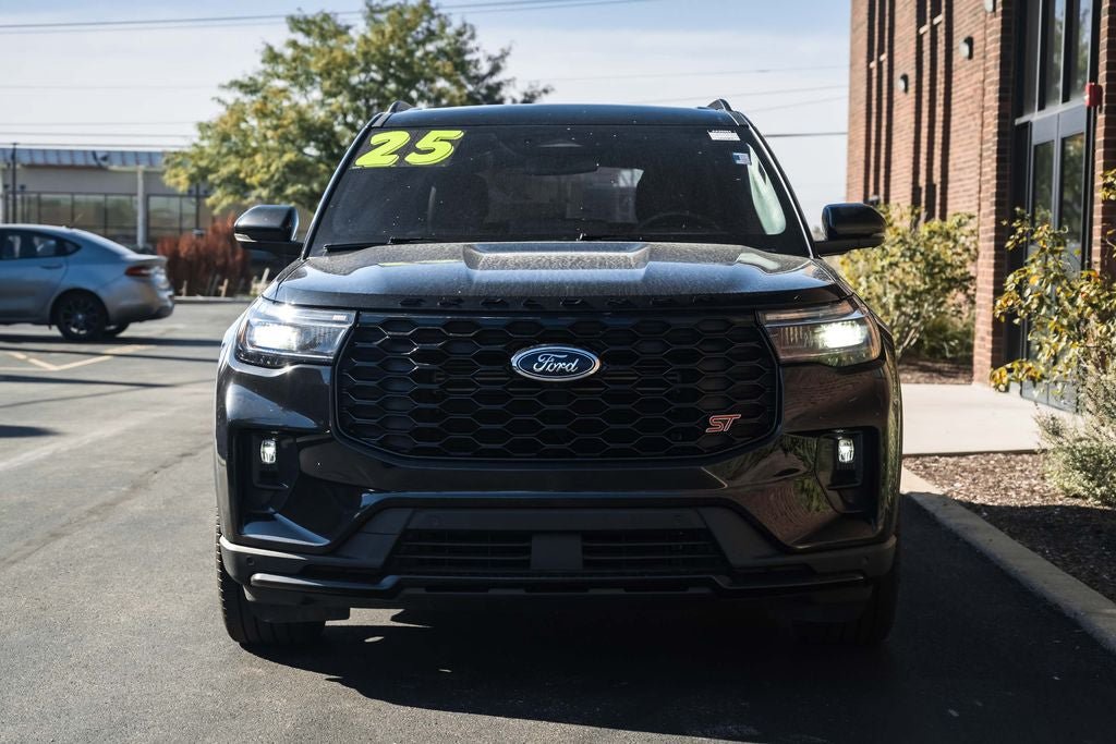 Certified 2025 Ford Explorer ST AWD/4WD image 14