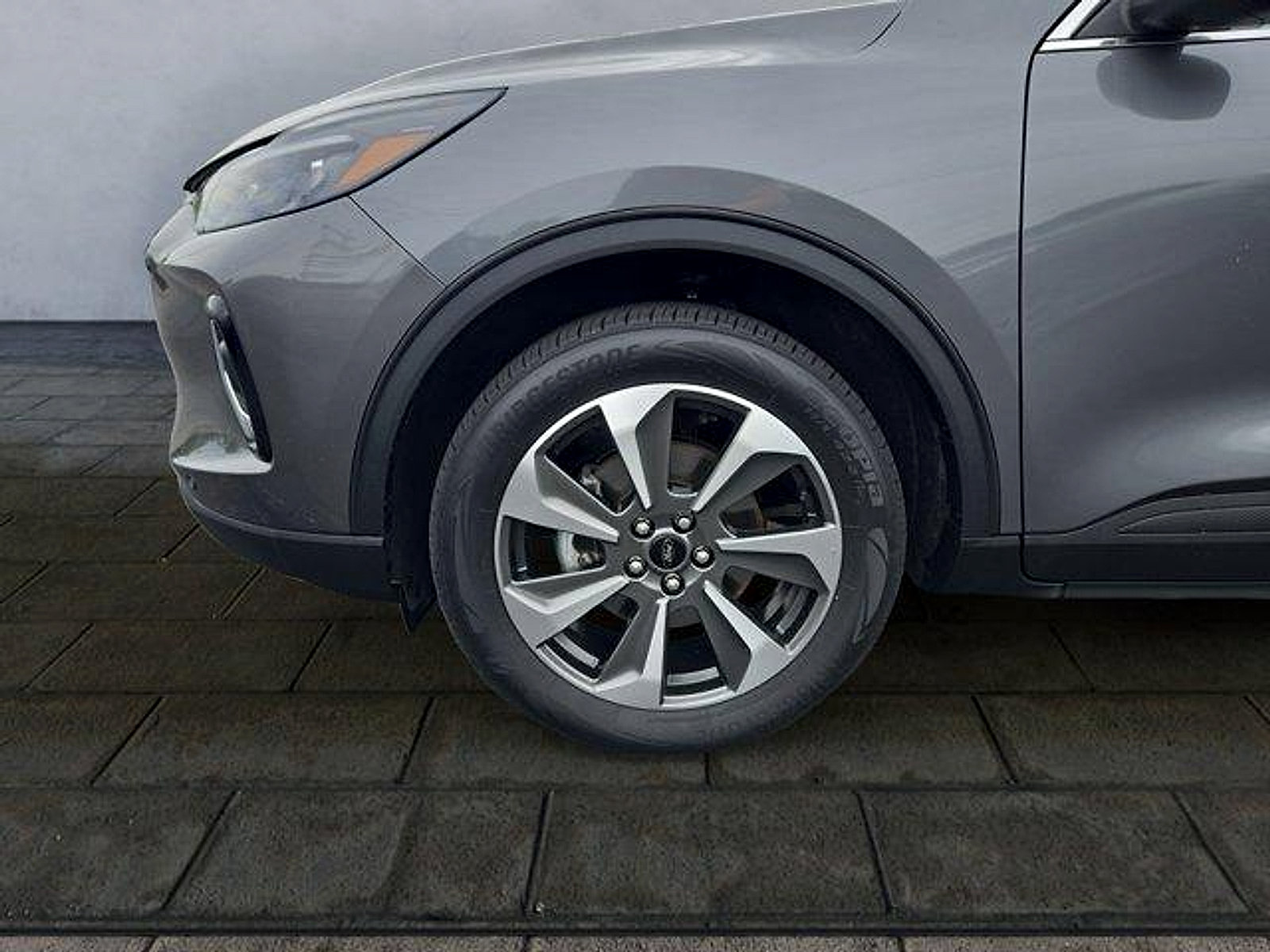 Certified 2023 Ford Escape Platinum AWD/4WD image 27