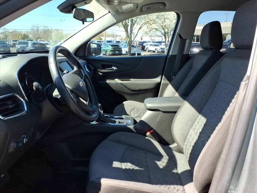 Used 2024 Chevrolet Equinox LT image 18