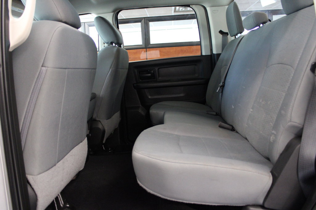 Used 2018 RAM 2500 Tradesman w/ Chrome Appearance Group AWD/4WD image 31