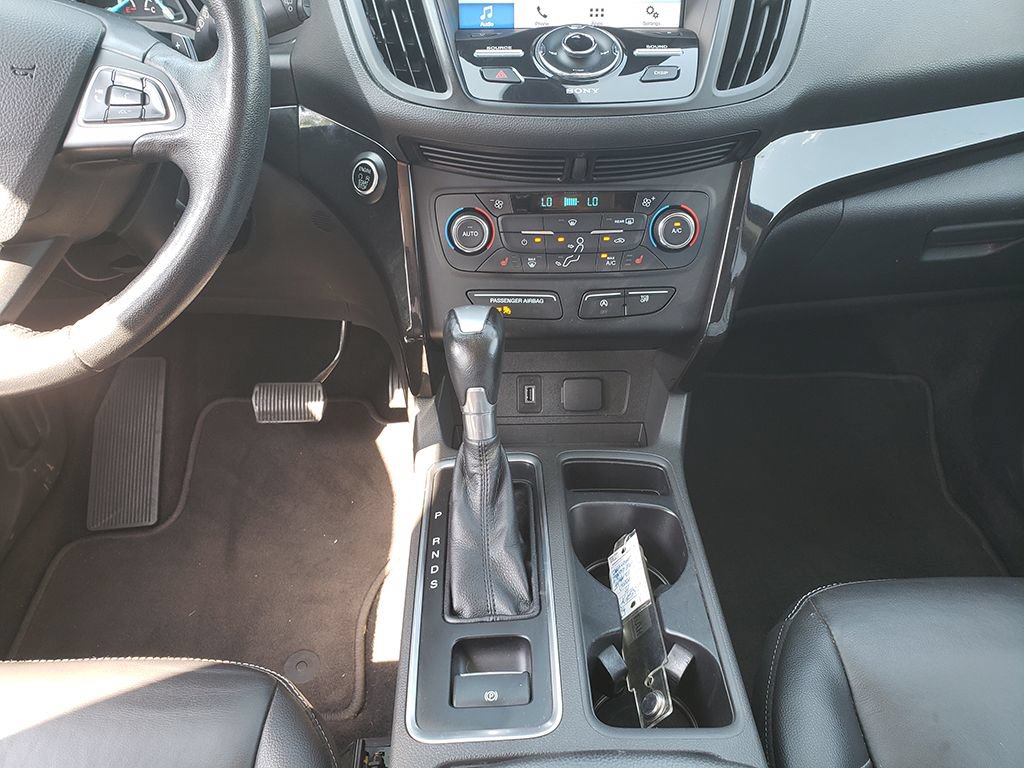 Certified 2017 Ford Escape Titanium FWD image 16