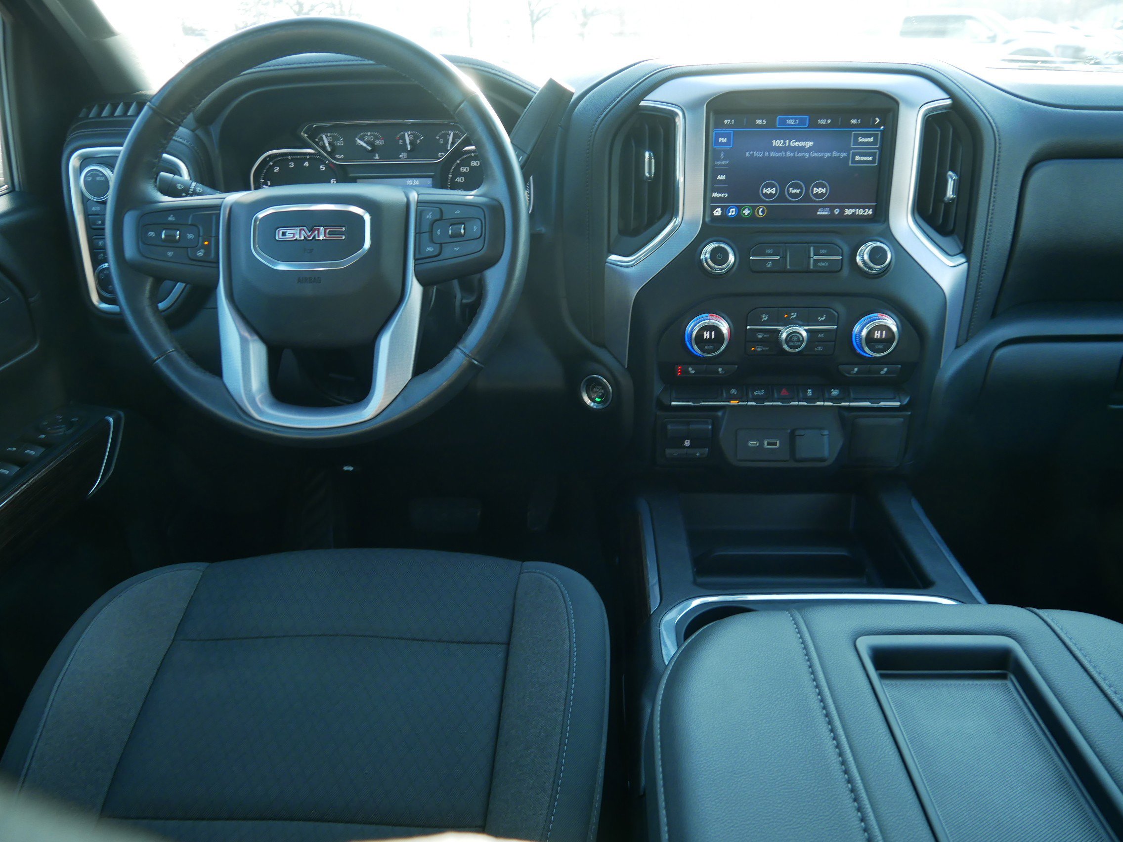 Used 2020 GMC Sierra 1500 Elevation w/ Elevation Value Package image 15