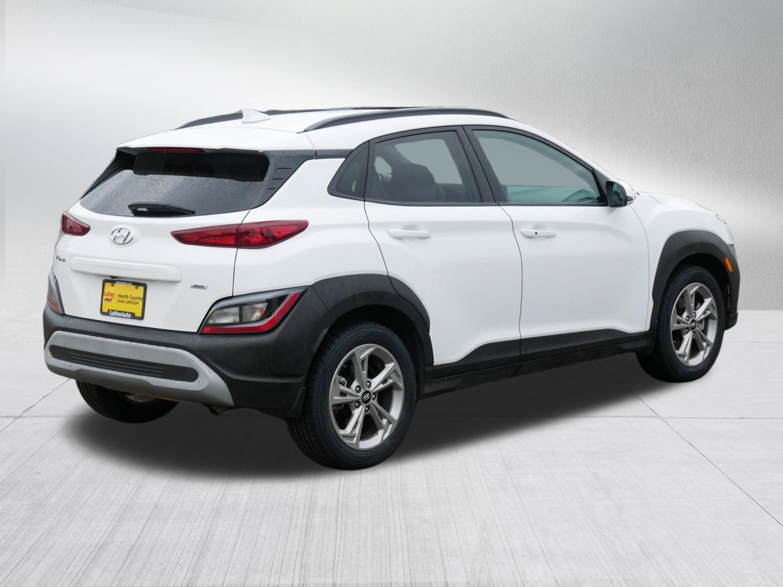 Used 2023 Hyundai Kona SEL AWD/4WD image 7