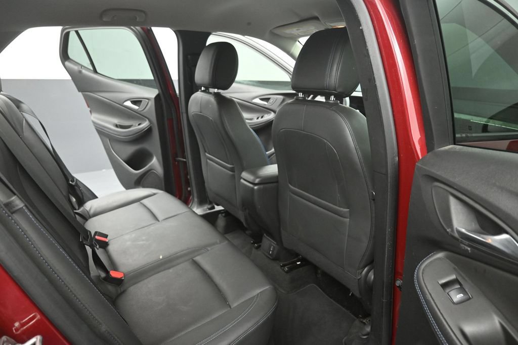 Used 2025 Buick Encore GX Sport Touring FWD image 10