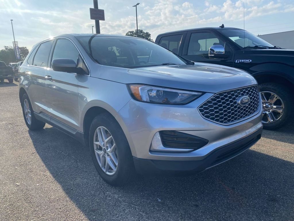 Certified 2024 Ford Edge SEL