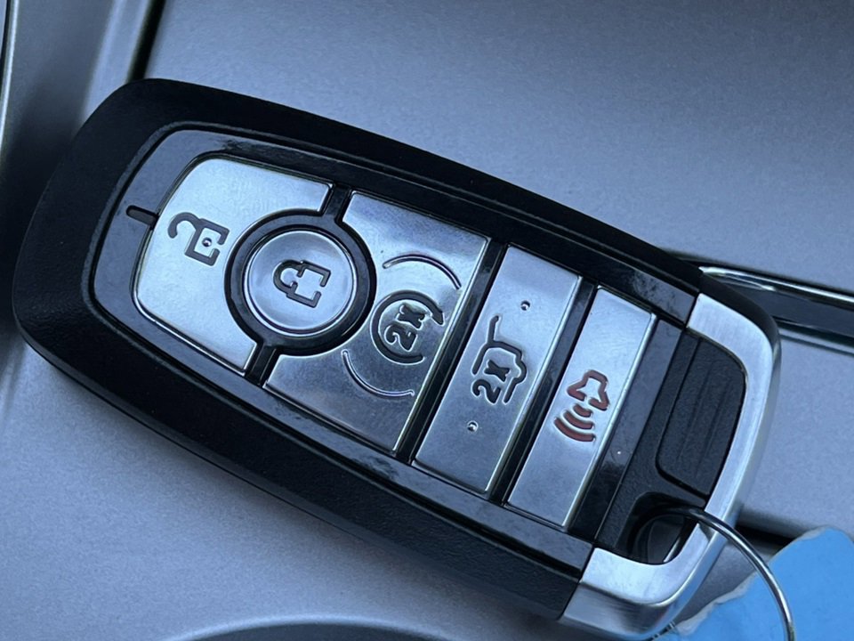 Certified 2023 Ford Explorer Limited w/ Limited Technology Package image 35