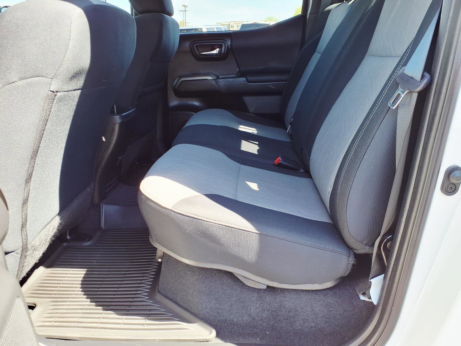 Used 2023 Toyota Tacoma TRD Off-Road image 18