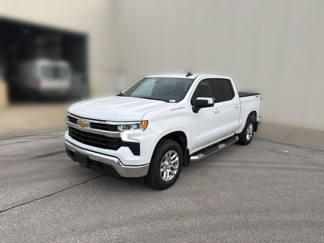 Used 2025 Chevrolet Silverado 1500 LT AWD/4WD image 12