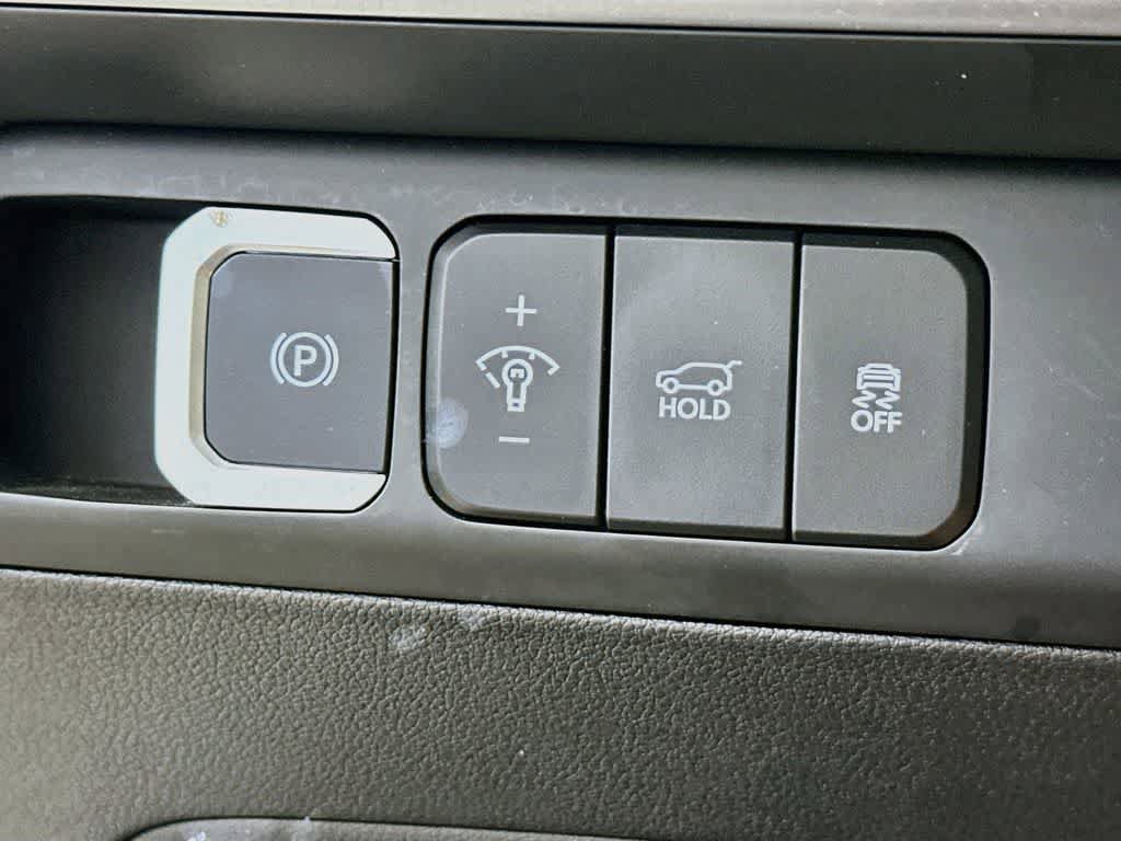 Used 2024 Hyundai Santa Fe SEL FWD image 26