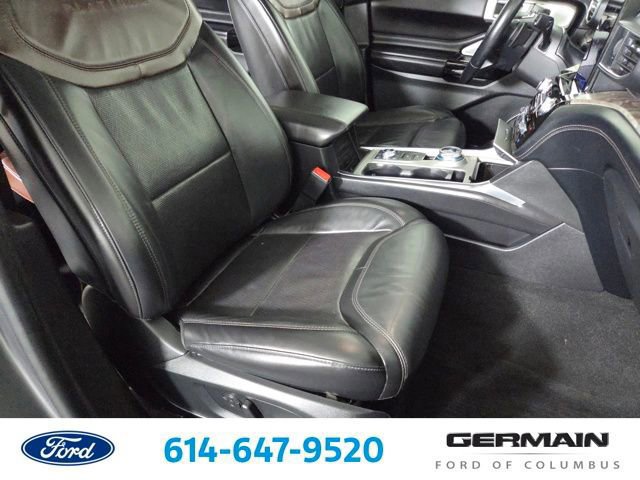 Certified 2021 Ford Explorer Platinum w/ Equipment Group 601A image 29