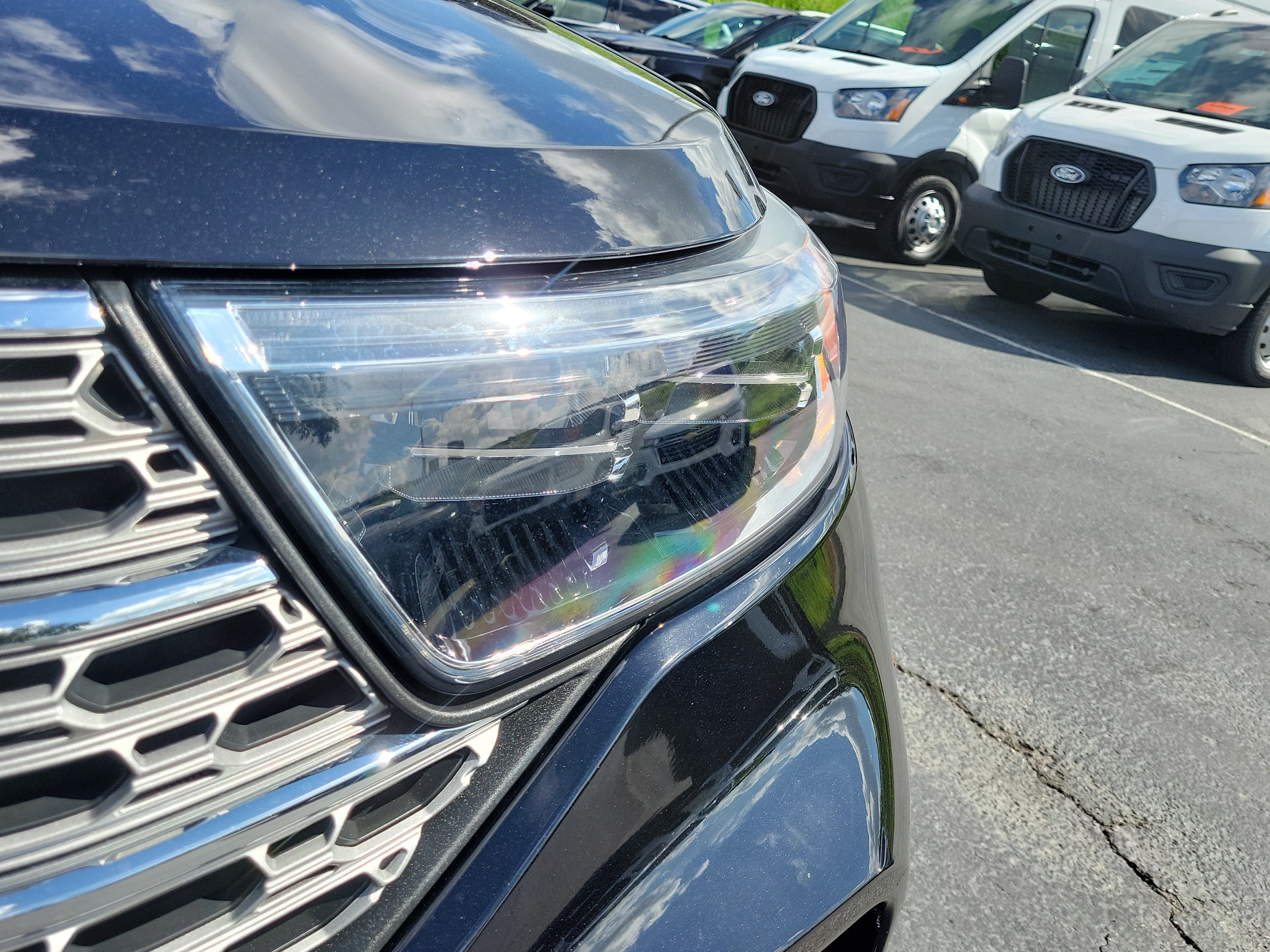 Certified 2023 Ford Explorer Limited w/ Limited Technology Package RWD image 3