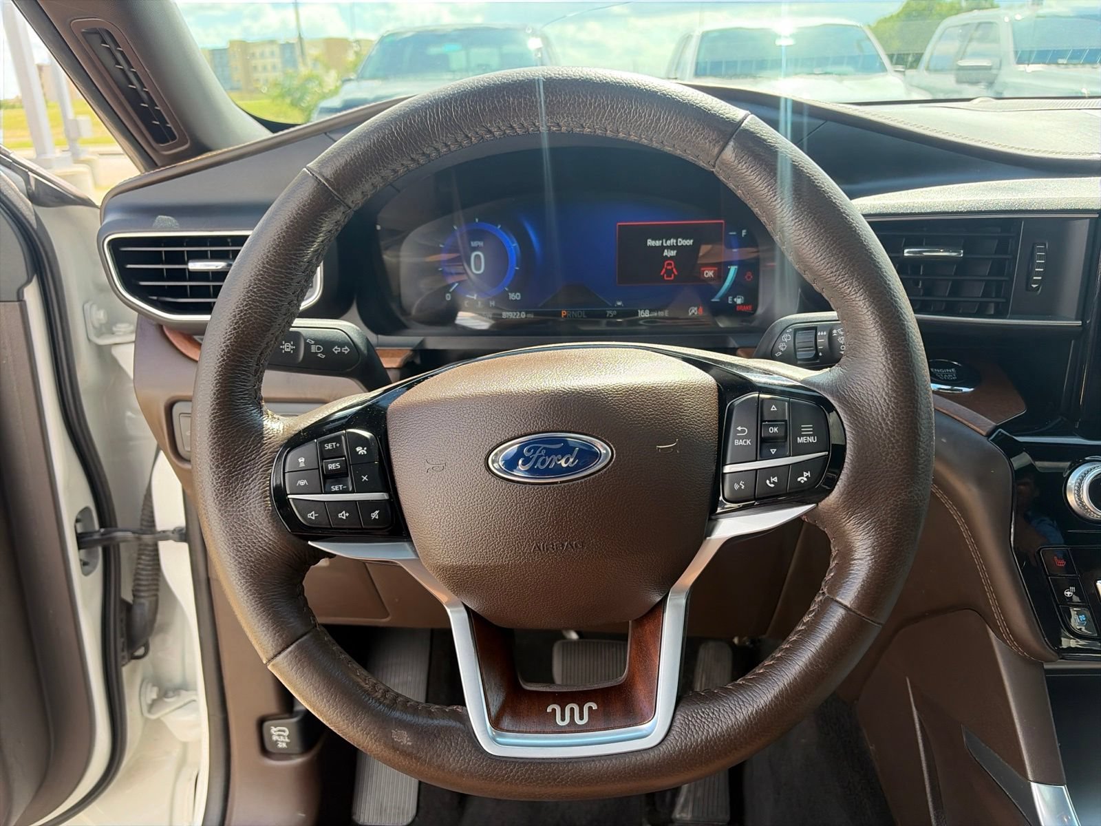 Certified 2022 Ford Explorer King Ranch w/ Technology Package AWD/4WD image 20
