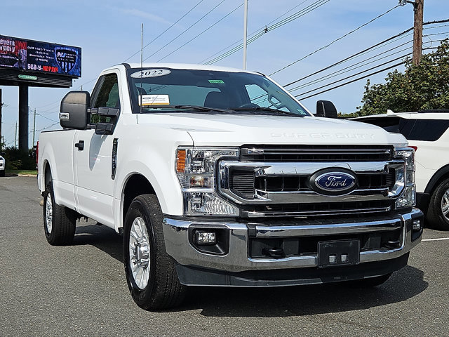 Certified 2022 Ford F350 XLT image 2