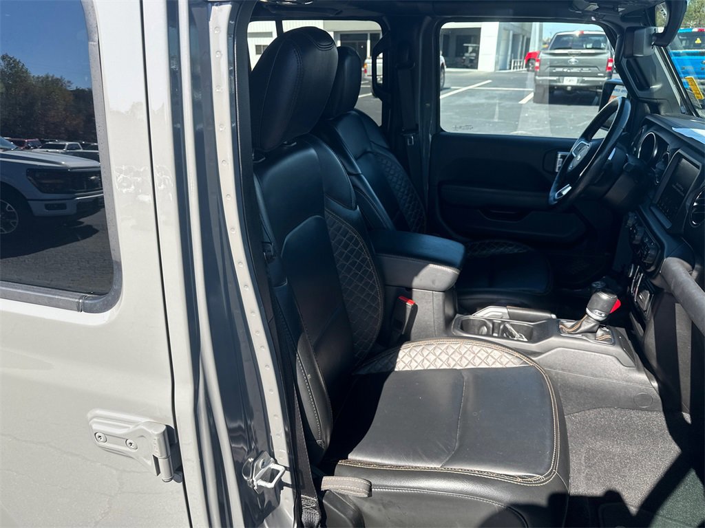 Used 2022 Jeep Wrangler Unlimited Sahara image 13