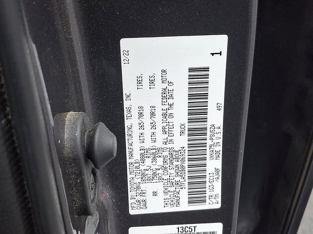 Used 2023 Toyota Tundra SR5 w/ SR5 Premium Package image 26