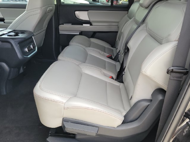 Certified 2025 Ford Expedition Max Active AWD/4WD image 8