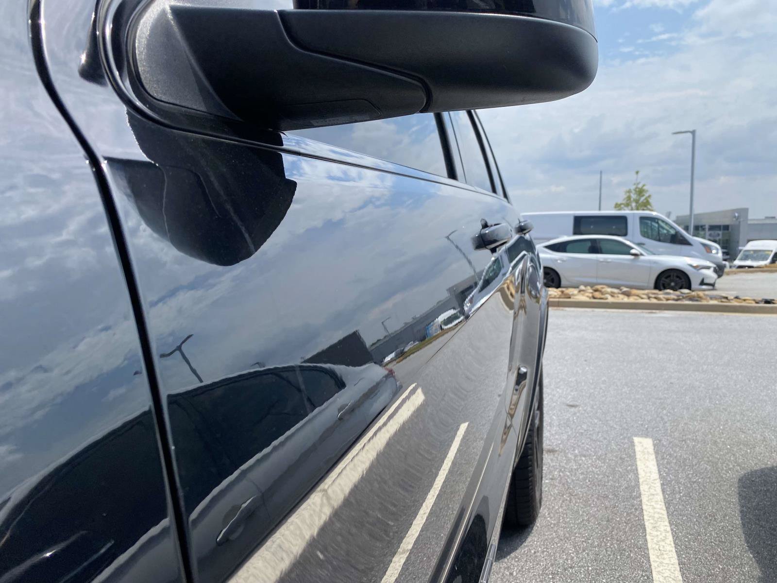 Used 2019 Jeep Grand Cherokee Altitude AWD/4WD image 4