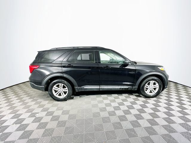 Certified 2023 Ford Explorer XLT w/ Equipment Group 202A image 13
