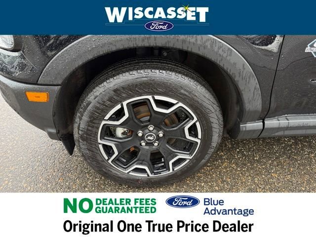 Certified 2025 Ford Bronco Sport Outer Banks w/ Outer Banks Tech Package+ AWD/4WD image 33