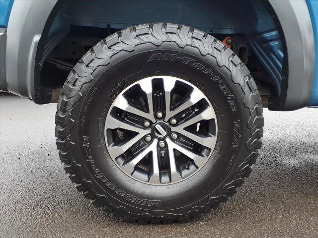 Certified 2019 Ford F150 Raptor w/ Equipment Group 802A Luxury image 25